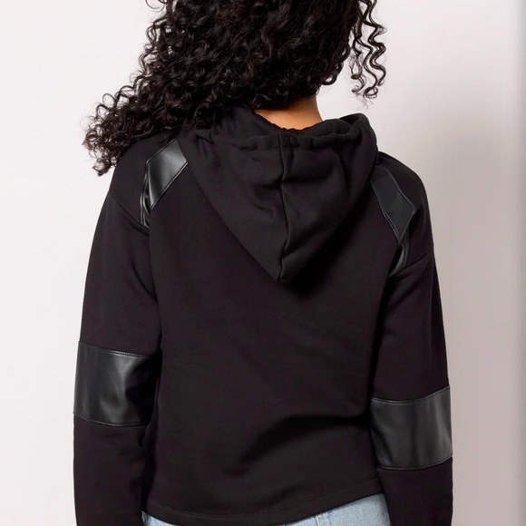 Evereve Nickie Faux Leather Hoodie, Size Large EUC - Picture 12 of 14